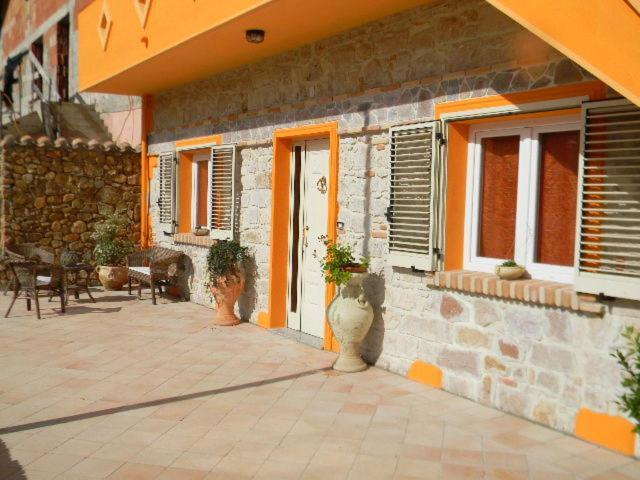 B&B Il Girasole Sant'Anna Arresi Eksteriør billede