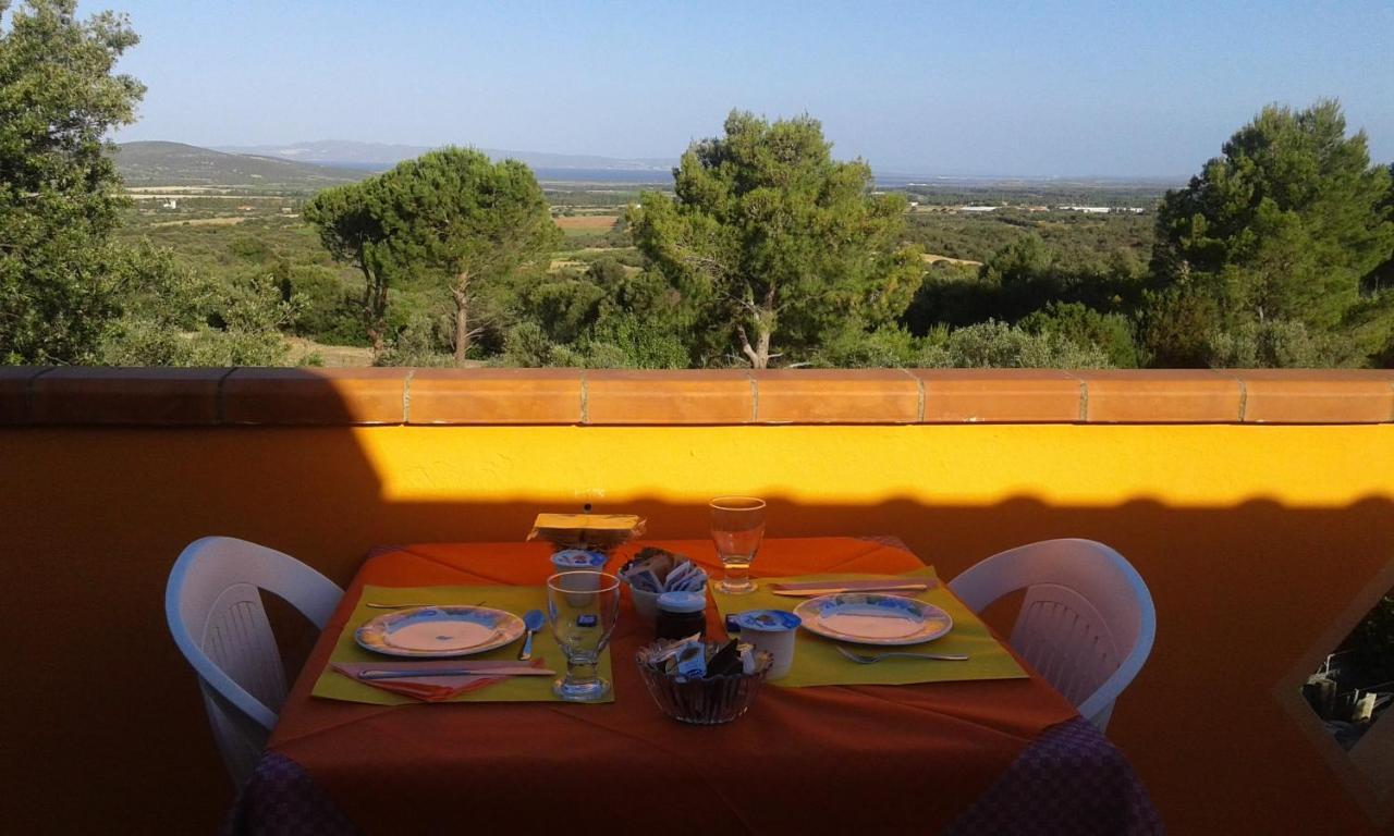B&B Il Girasole Sant'Anna Arresi Eksteriør billede