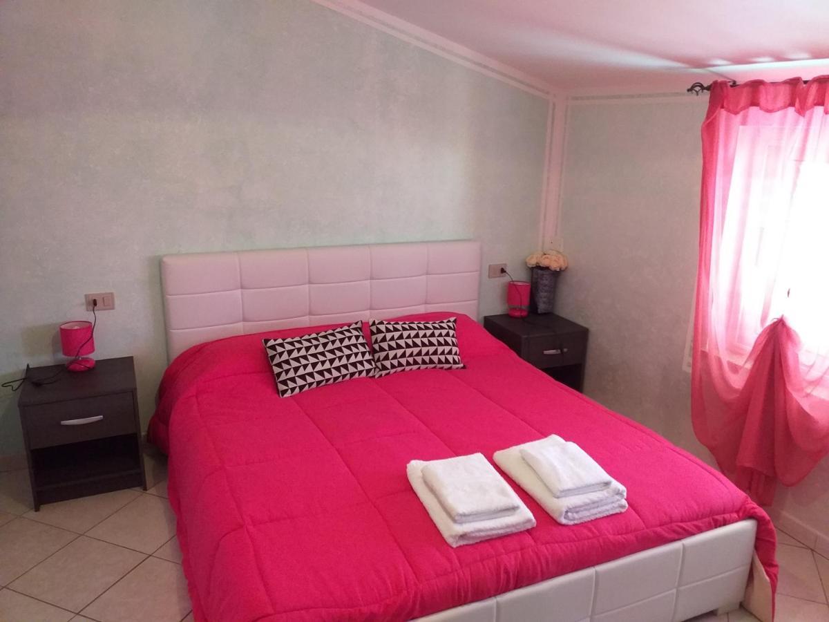 B&B Il Girasole Sant'Anna Arresi Eksteriør billede