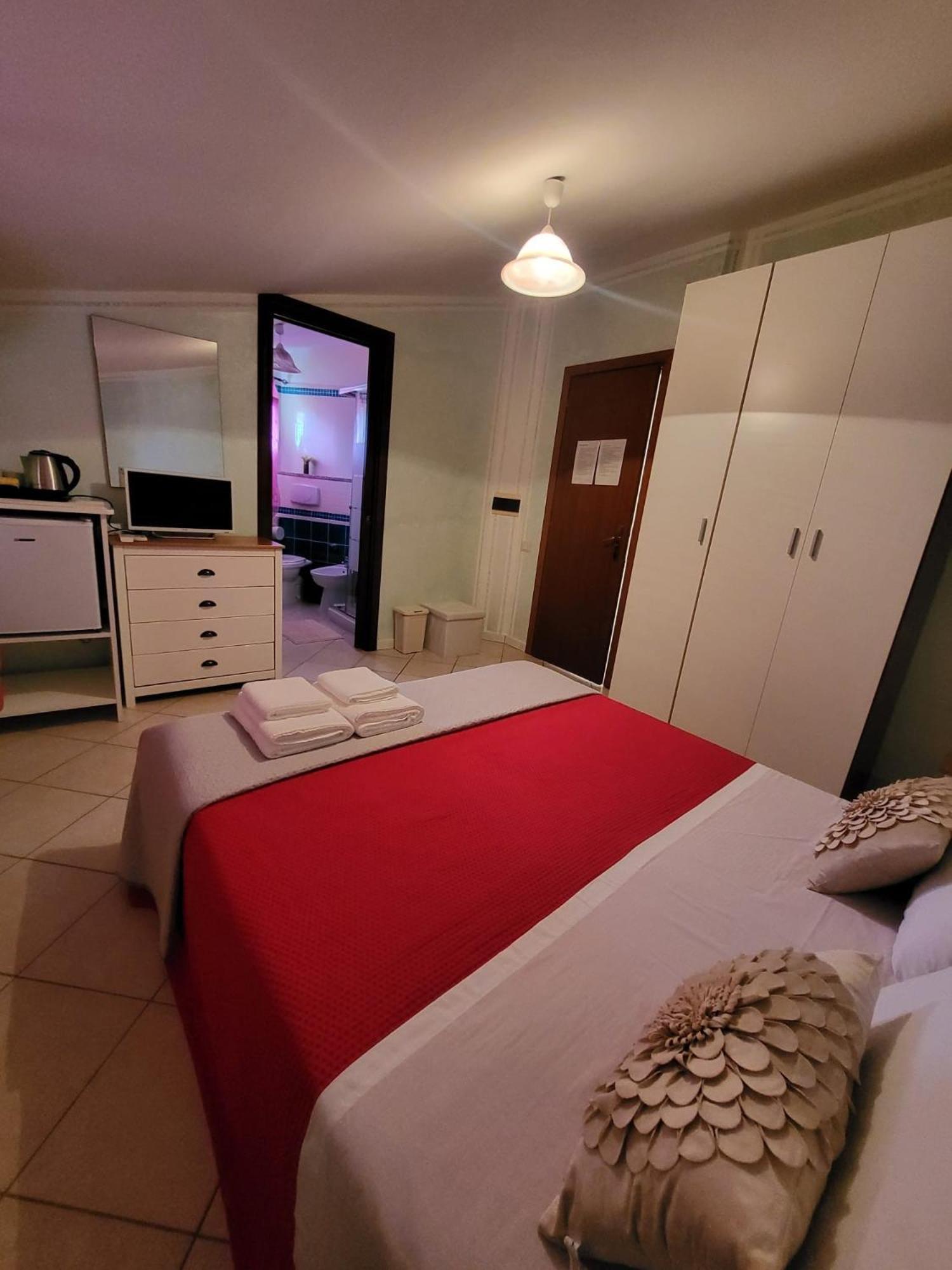 B&B Il Girasole Sant'Anna Arresi Eksteriør billede