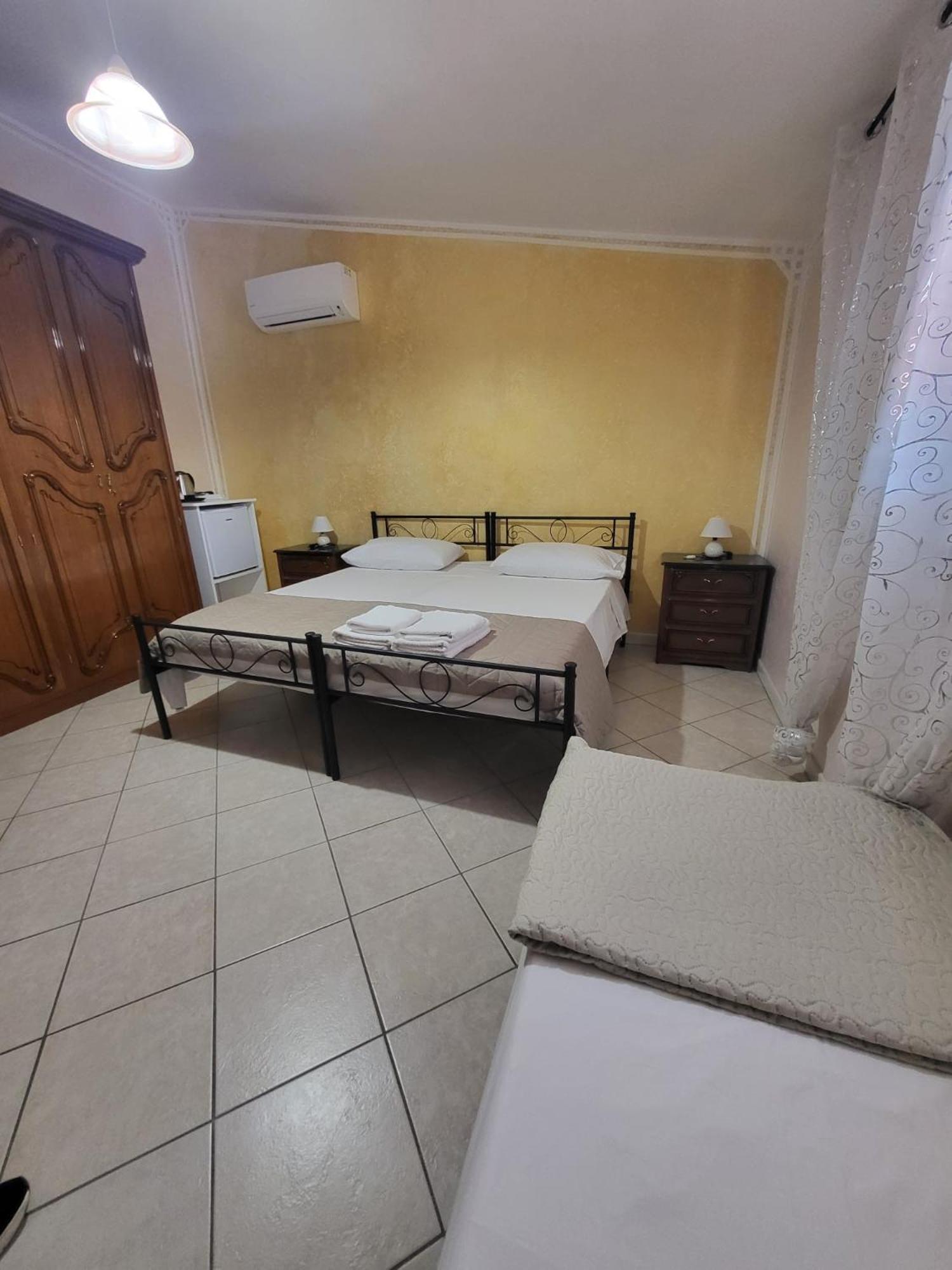 B&B Il Girasole Sant'Anna Arresi Eksteriør billede